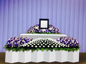 一般葬８０花祭壇 02